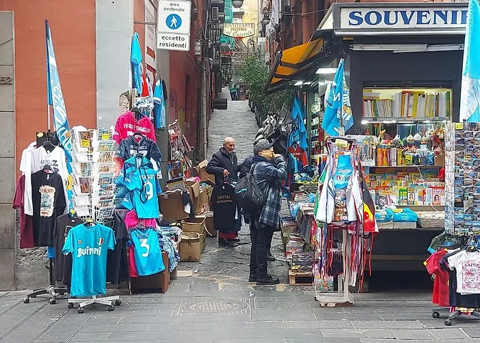 A Due Passi Da Toledo
